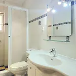 Mary's Luxury Elaia 2 아파트